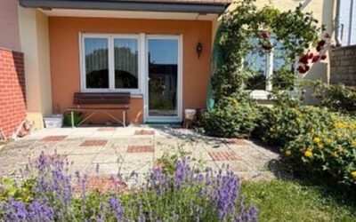 Charmantes Reihenmittelhaus mit Garten und Garage in ruhiger Lage von Rothenburg ob der Tauber zu verkaufen!